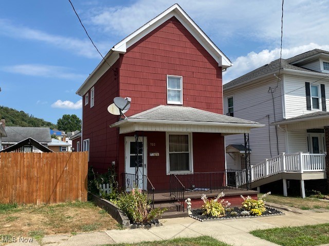 Home priced right for all buyers. This would be a nice beginner home to fix up and put your own touches on. This home could also be converted into a rental very easily or it would be an ideal fix and flip.