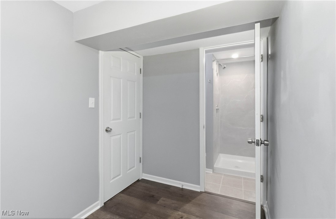 Waid & Duffys Ctr Hwy All - Residential