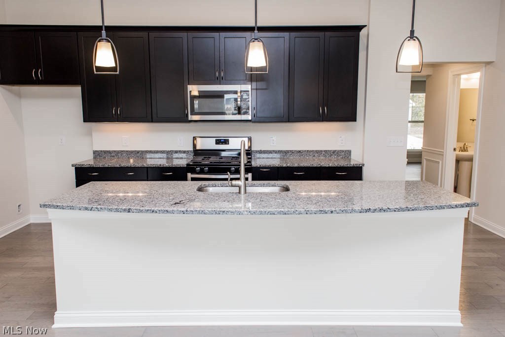 North Ridge Pointe - Residential