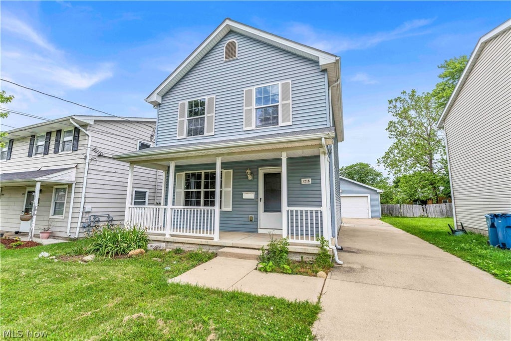 Photo of 1218 W 24th Street, Lorain, OH 44052 (MLS # 5223757)