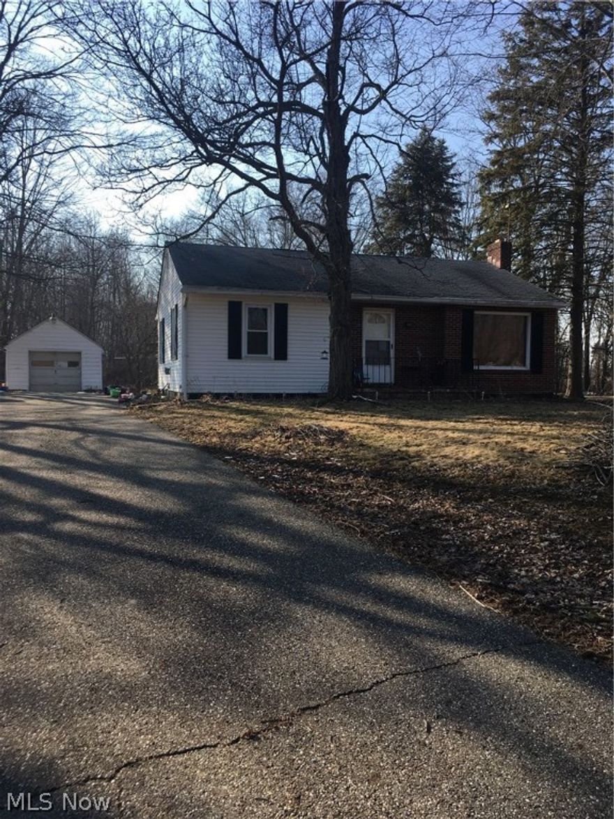 840 sq. ft. Ranch home with 2 bedrooms, 1 bath, full basement, 1 car detached garage, 3 season sunroom, large eat-in-kitchen, a living room and 2.124 acres of land with a blacktop driveway. Won't last!