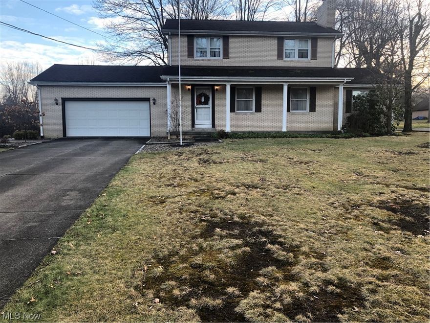 Hubbard/Golfview Heights houses this nice Brick 2-Story with 4 bedrooms on second floor, 2 1/2 bathrooms. Living Room with fireplace, dining room, family room, full basement under home and partial basement under dining room and attached 2-car garage. Call to see.