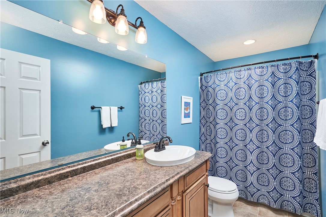 Copley, Ohio 44321, United States, 5 Bedrooms Bedrooms, ,4 BathroomsBathrooms,Residential,Contingent,102878