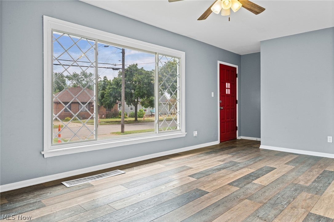 4638 W 156th Street