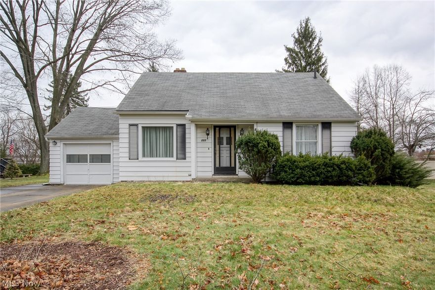 Older home with potential located within walking distance of the amenities of Summit Mall. Large lot includes a shed for storage.
Sun room provides a great place to read a book or to just watch the world go by.
A partially finished attic provides space for a den, another bedroom or a play area for kids.
