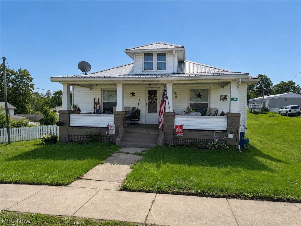 Photo of 336 High Street, Hopedale, OH 43976 (MLS # 5223919)