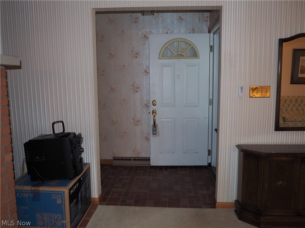Silver Lawn & Silver Lake Estates - Residential