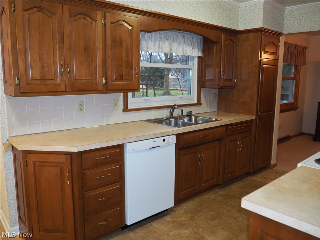 Silver Lawn & Silver Lake Estates - Residential
