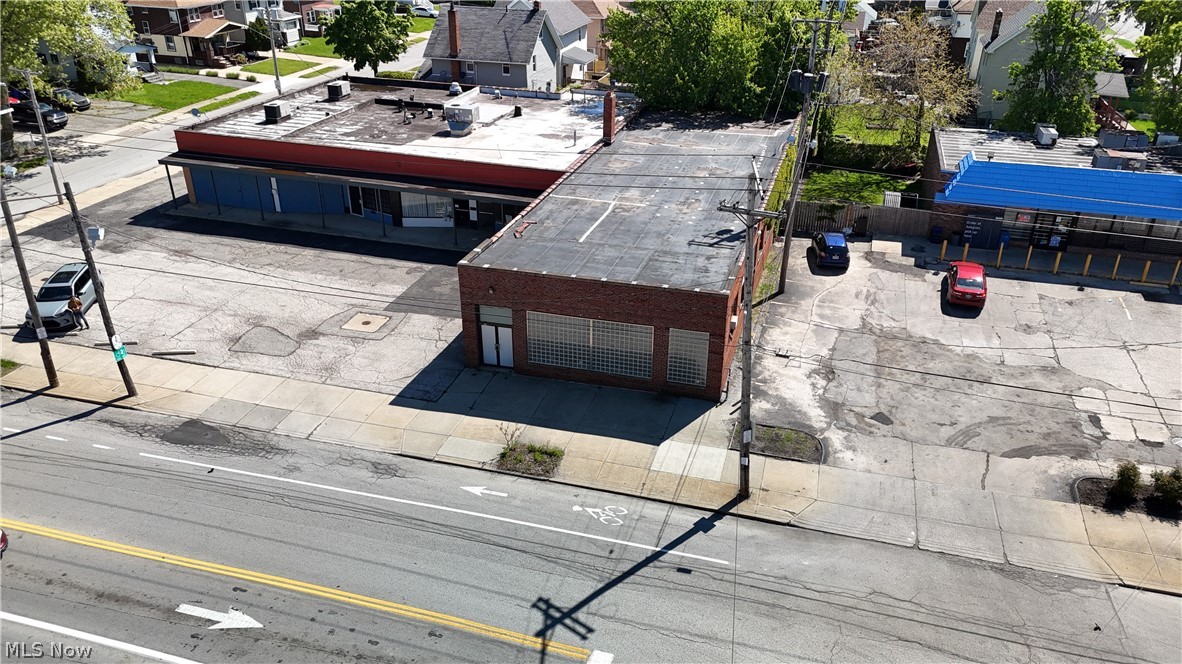 Beach Grvs Sub - Commercial Sale