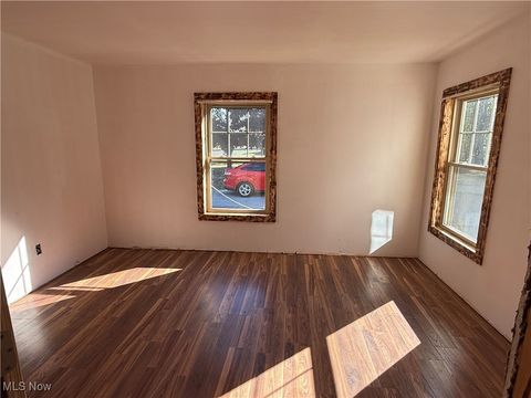 Tiny photo for 1939 Waterford Road, East Palestine, OH 44413 (MLS # 5156067)