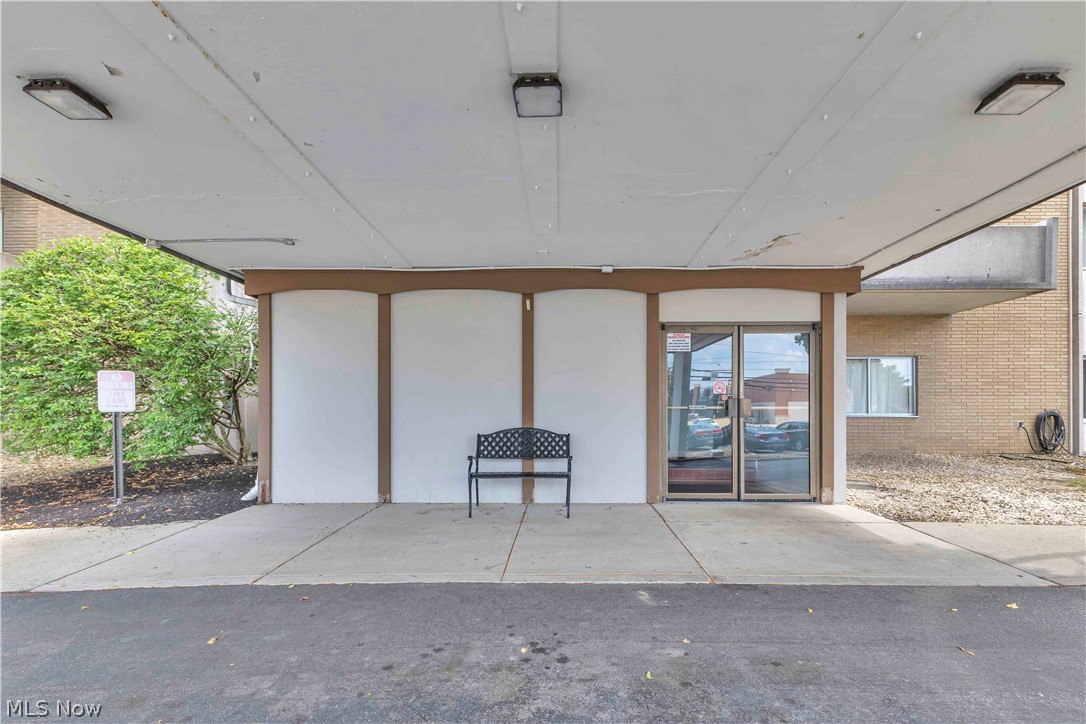 3167 Linden Road 201
