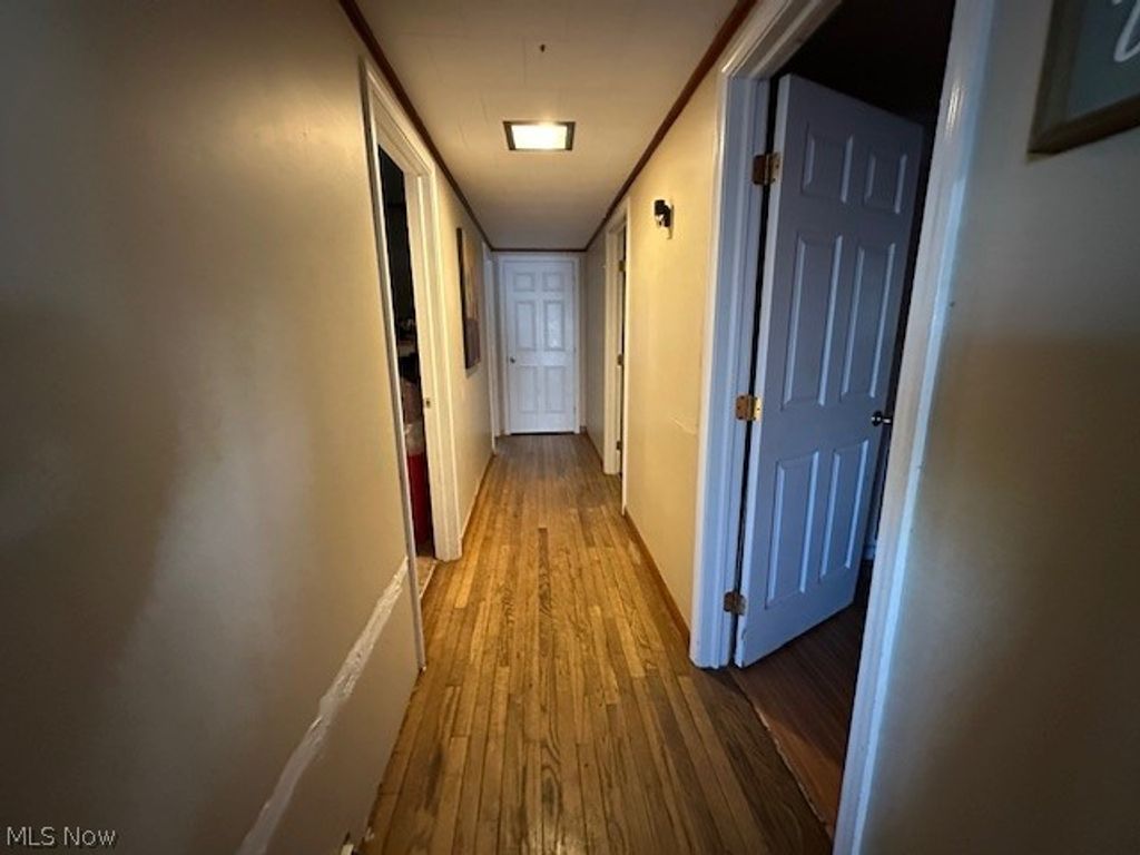 Photo of 1620 Wheeling Avenue, Zanesville, OH 43701 (MLS # 5188302)