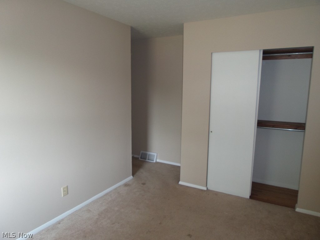 Wedgewood Condo - Residential