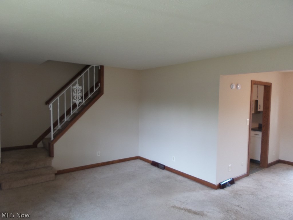 Wedgewood Condo - Residential