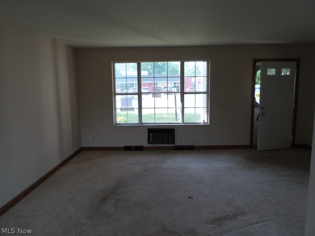 Wedgewood Condo - Residential