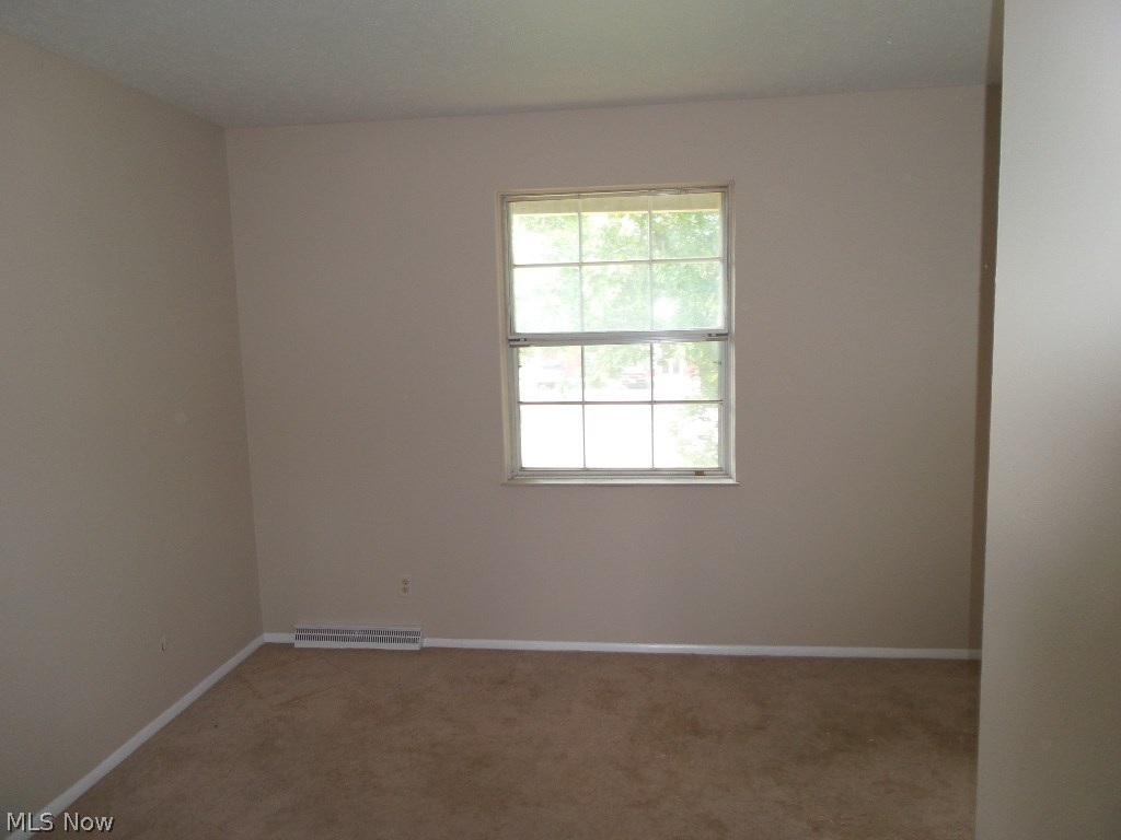 Wedgewood Condo - Residential