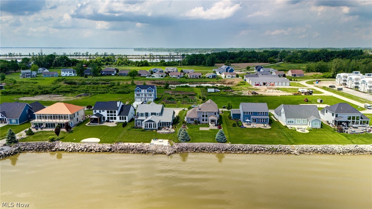 Marblehead Estates & Yacht Club - Residential