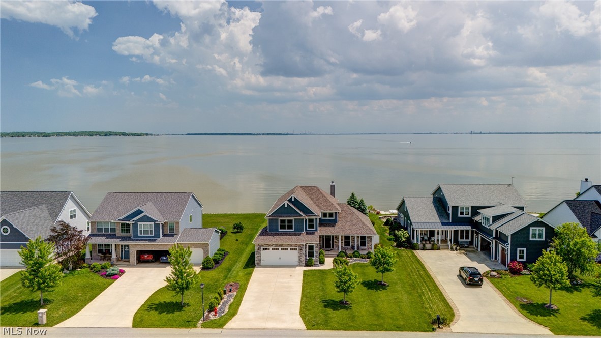 Marblehead Estates & Yacht Club - Residential