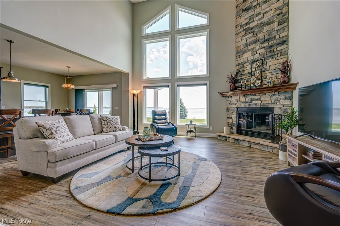 Marblehead Estates & Yacht Club - Residential