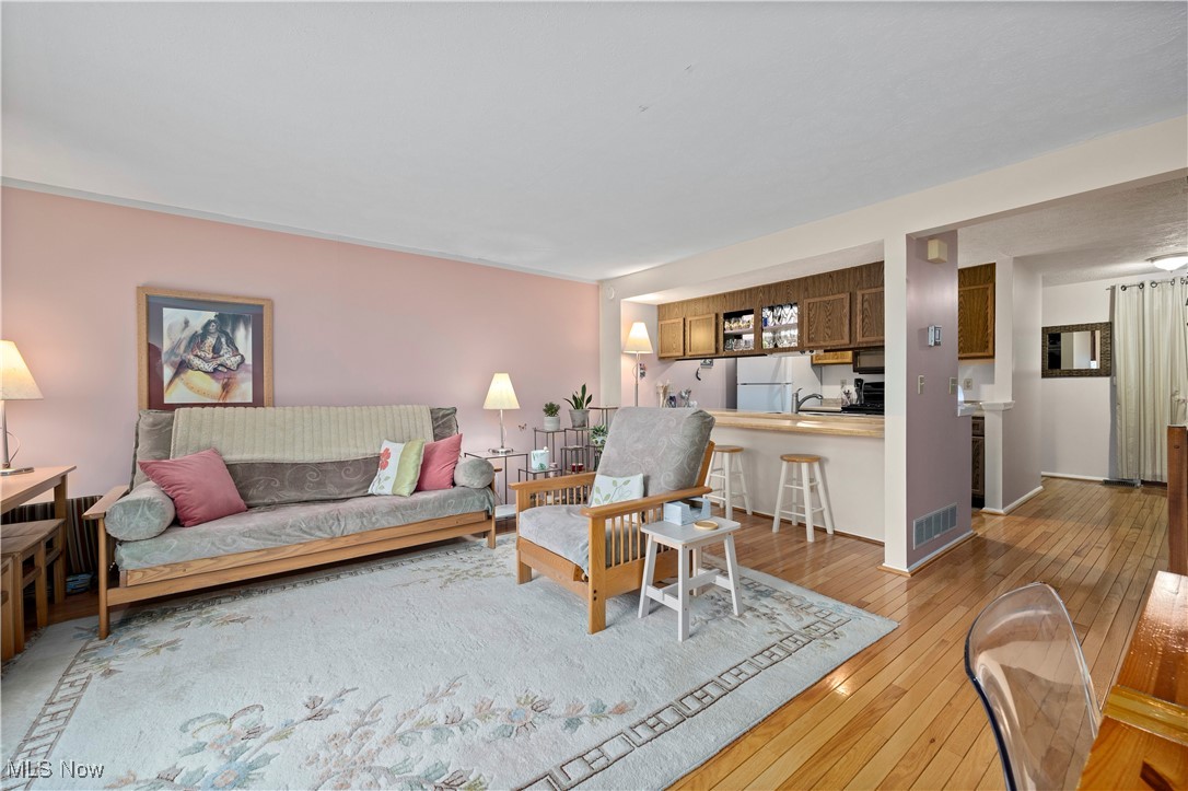 19379 Puritas Avenue, Cleveland, Ohio image 6