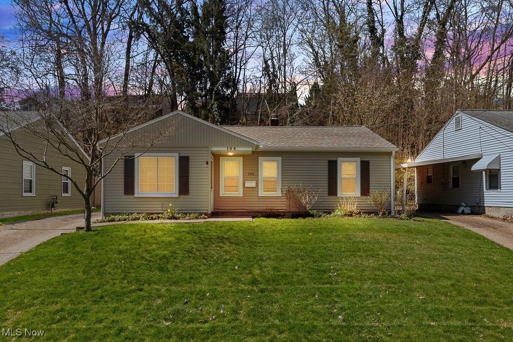 104 Robinwood Boulevard, Akron, Ohio image 1