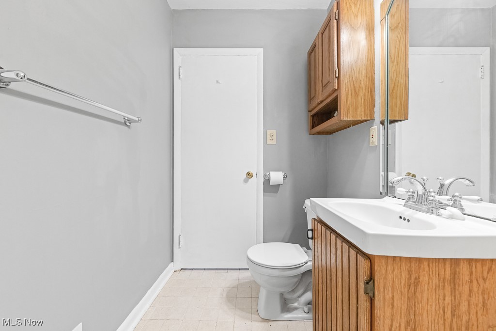 104 Robinwood Boulevard, Akron, Ohio image 27