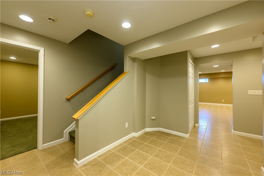 Vineyard Estates 02 - Residential Lease