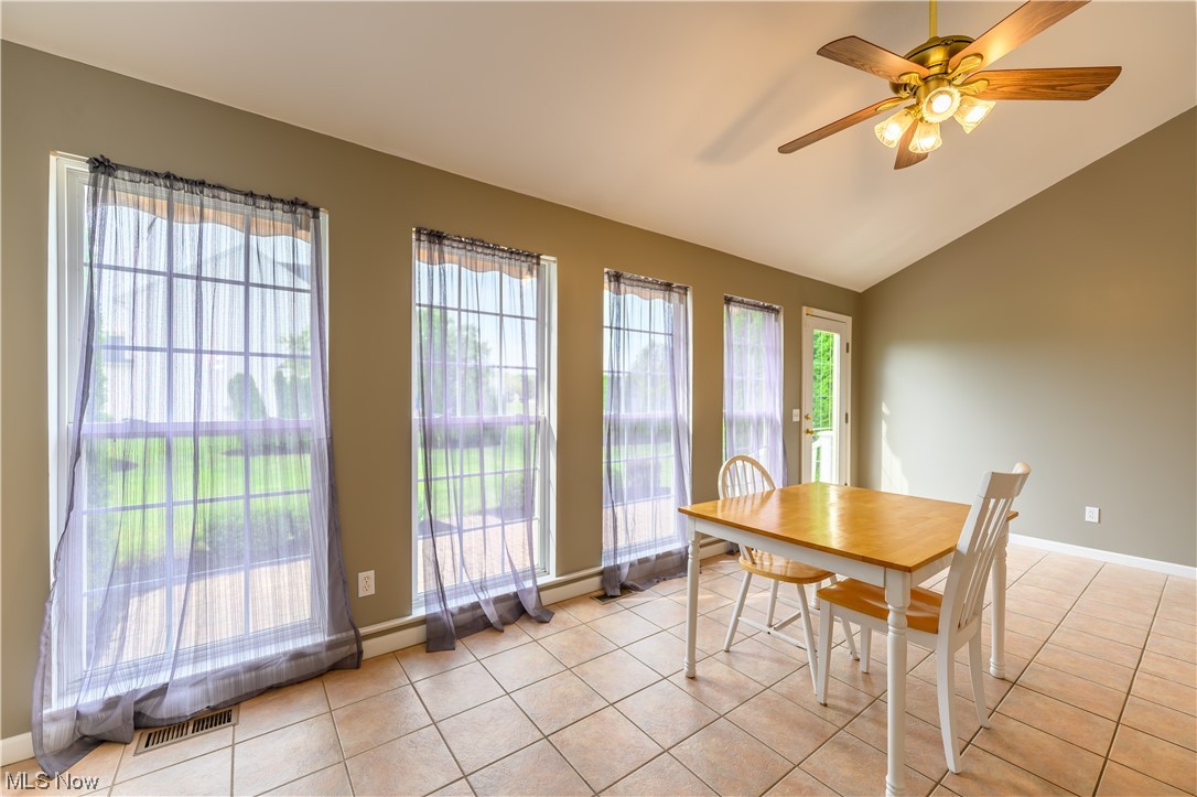 Vineyard Estates 02 - Residential Lease