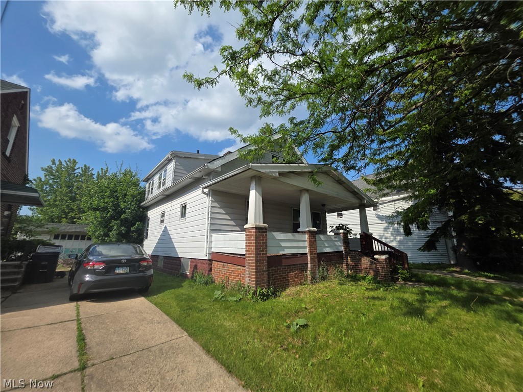 19509 Kewanee Avenue