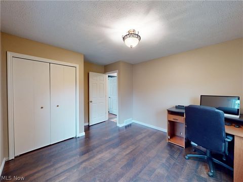 Tiny photo for 3904 Dunbar Street, Youngstown, OH 44515 (MLS # 5221893)