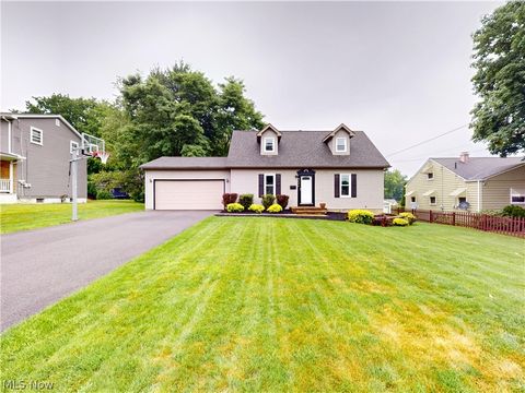 Tiny photo for 3904 Dunbar Street, Youngstown, OH 44515 (MLS # 5221893)