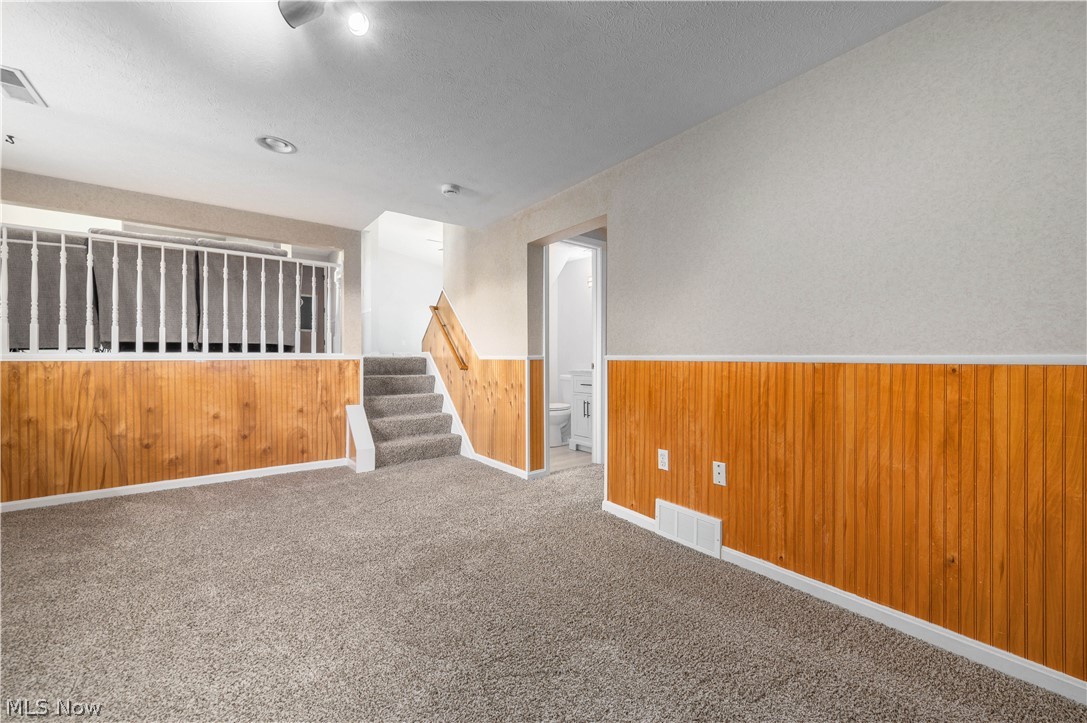 Wil-lou Acres - Residential