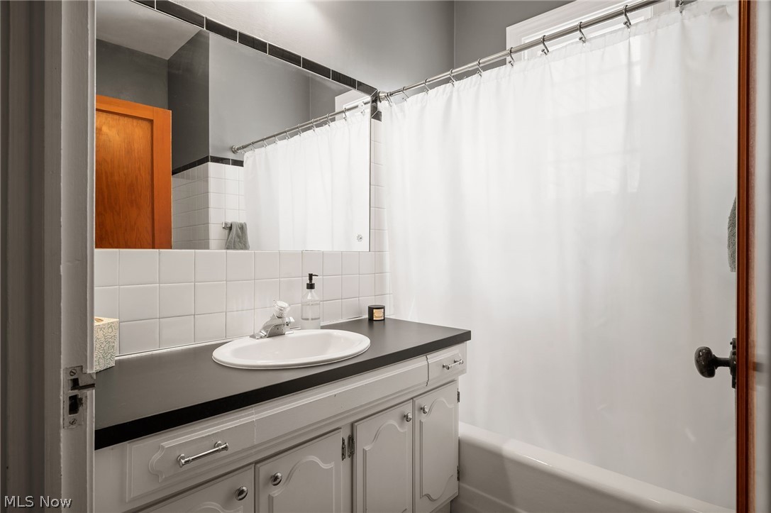 Copley Mdws #1 - Residential