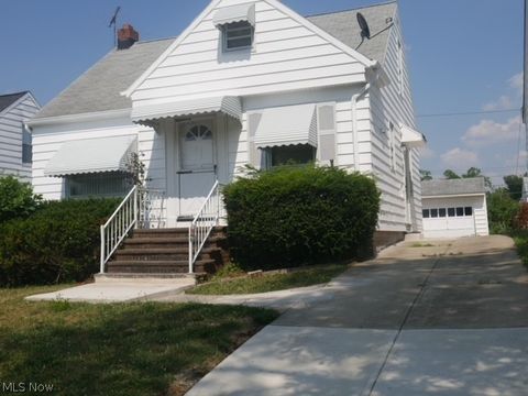 Single Family Residence in Cleveland OH 5215 115th Street.jpg