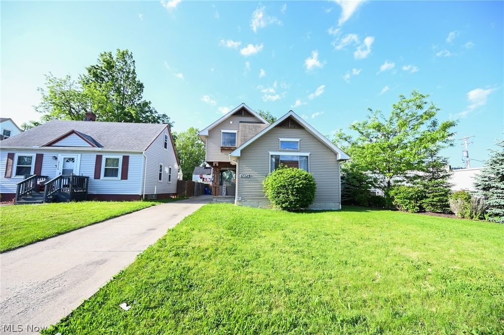 Photo of 17725 Puritas Avenue, Cleveland, OH 44135 (MLS # 5211465)