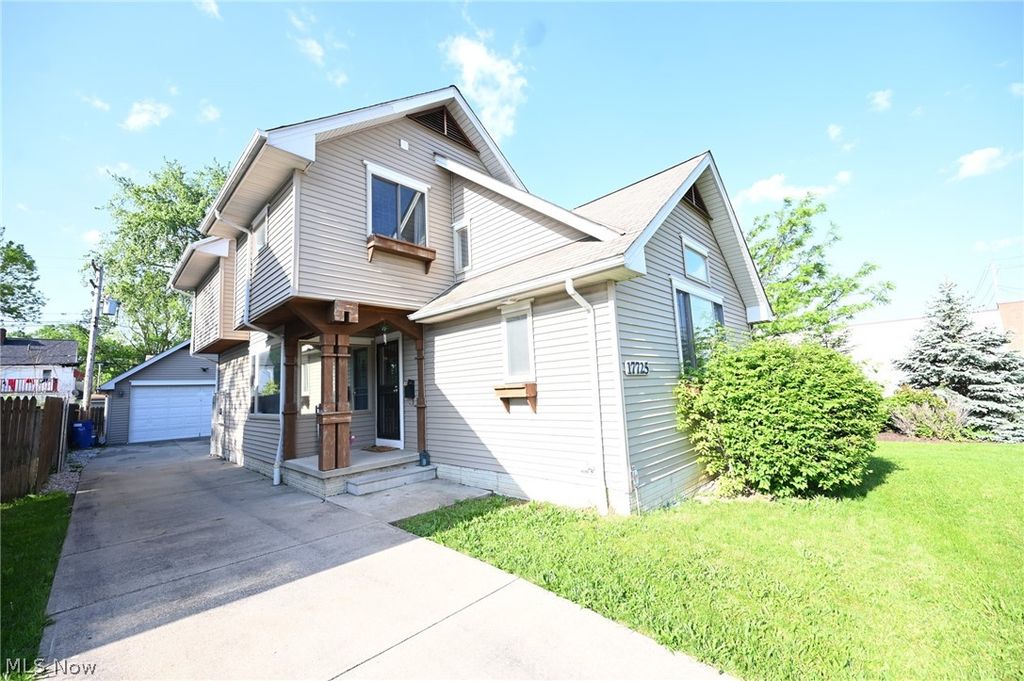 Photo of 17725 Puritas Avenue, Cleveland, OH 44135 (MLS # 5211465)
