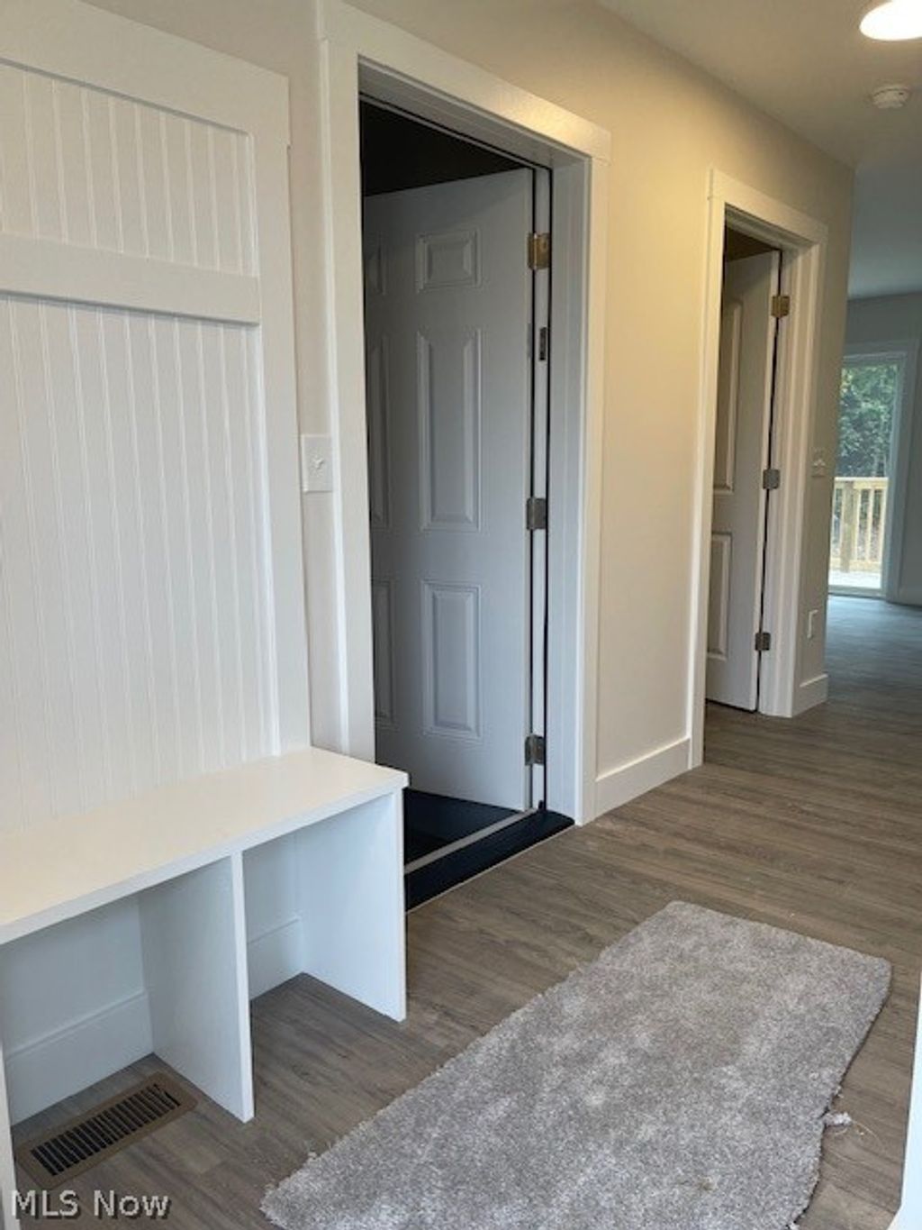 Photo of 9264 Chestnut Court, Streetsboro, OH 44241 (MLS # 5208928)
