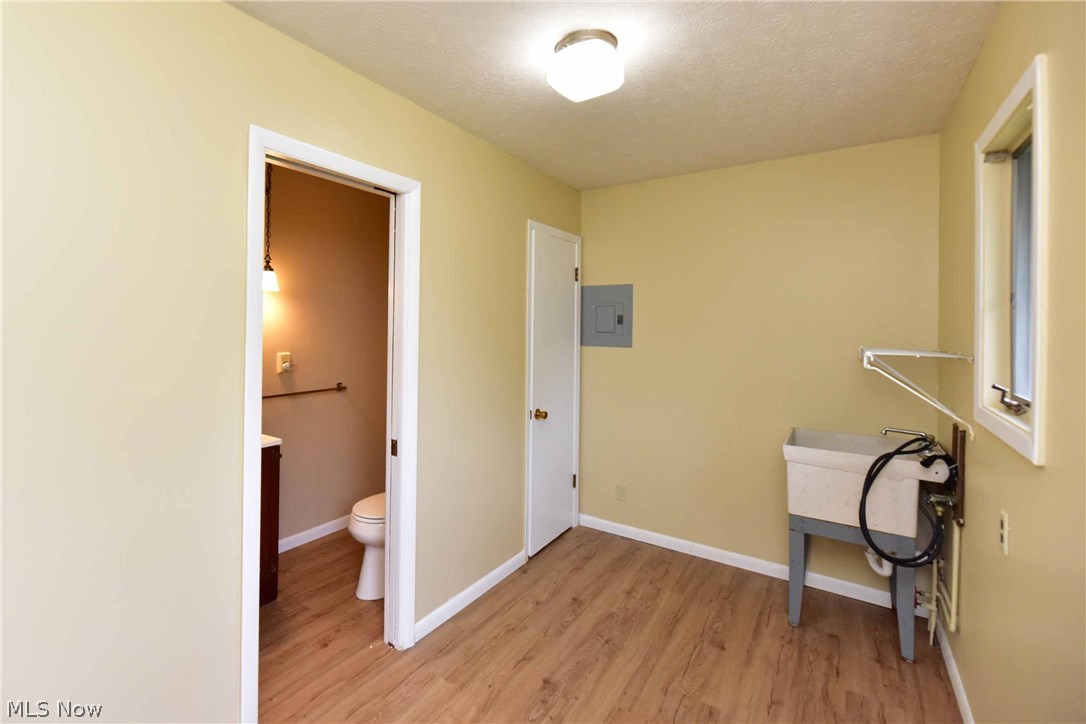 Melvin F Freelands Westhill E - Residential