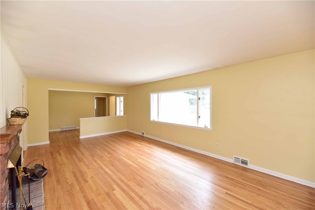 Melvin F Freelands Westhill E - Residential