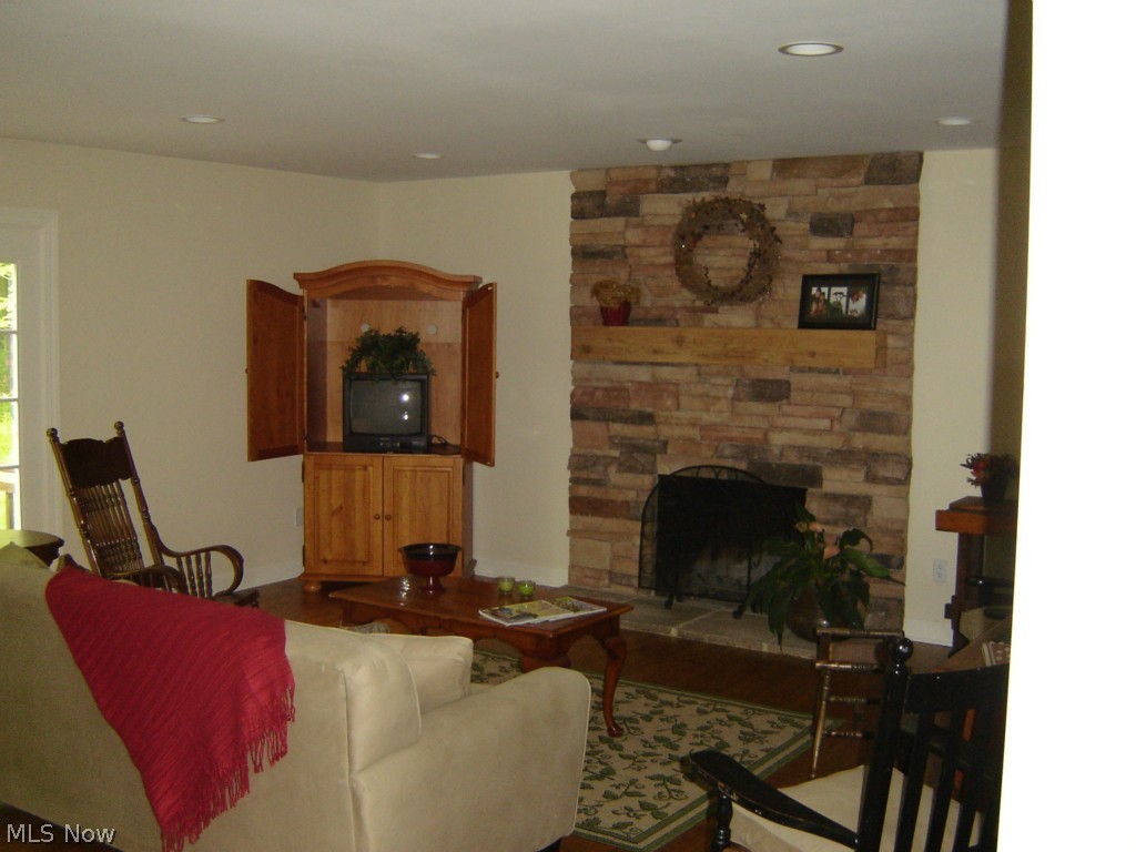 Lampl Estates - Residential Lease