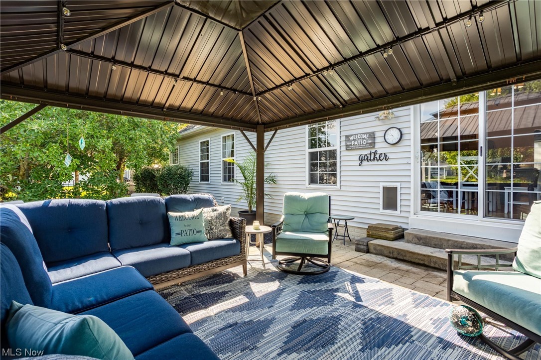 Windsor Point 01 - Residential