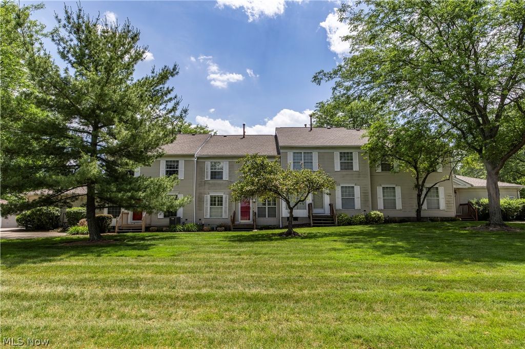 Photo of 2796 Mull Avenue #E, Copley, OH 44321 (MLS # 5194674)