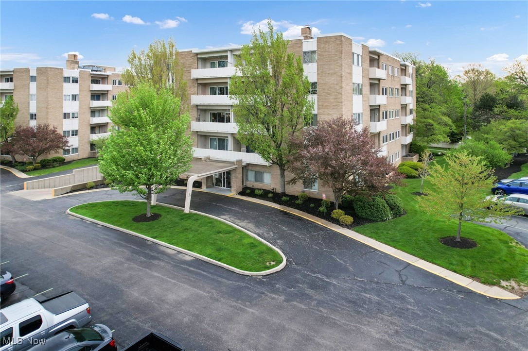 2089 Wooster Road #C37, Rocky River, Ohio image 1