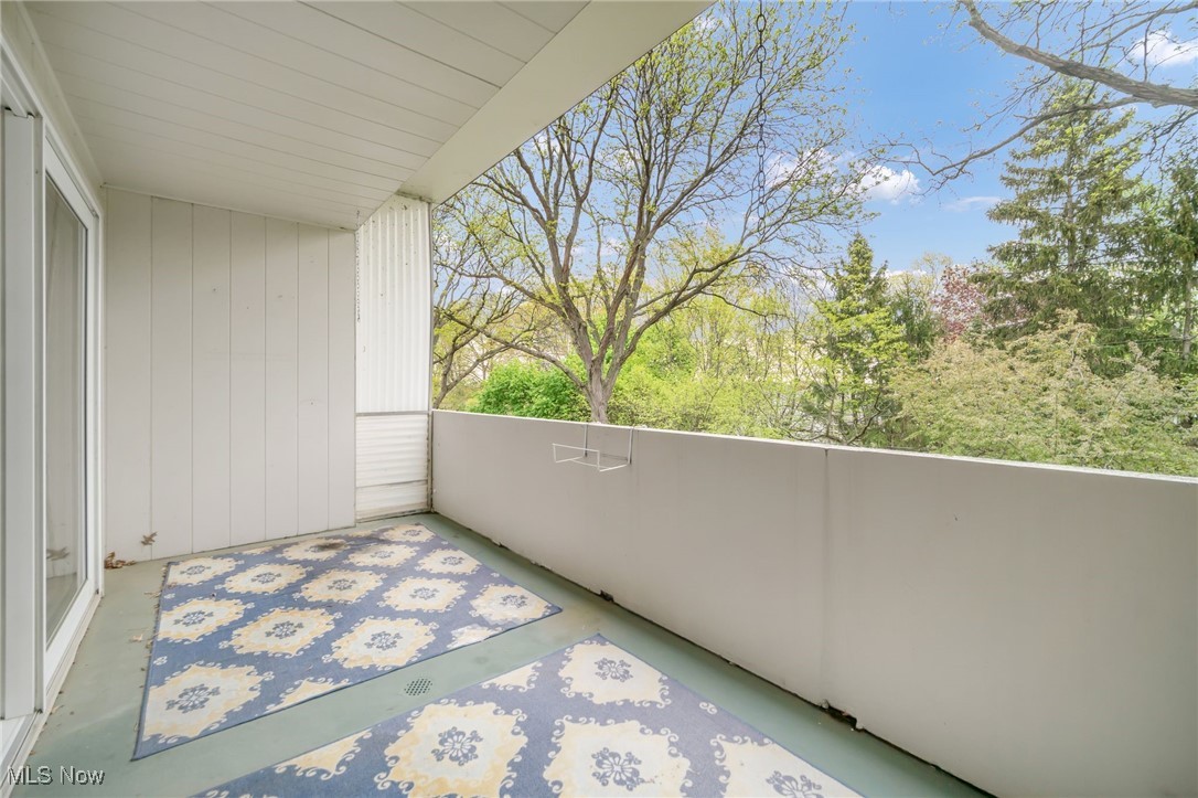 2089 Wooster Road #C37, Rocky River, Ohio image 10