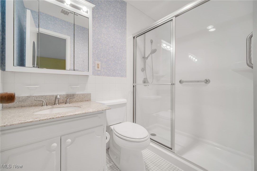 2089 Wooster Road #C37, Rocky River, Ohio image 22