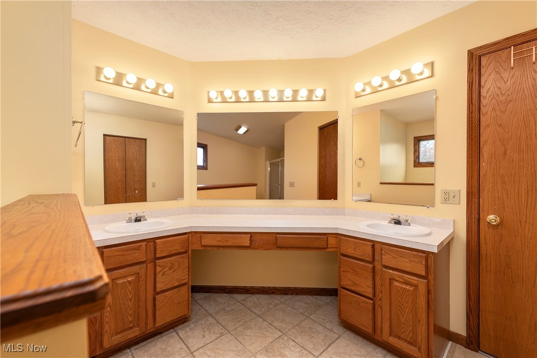 1713 Chestnut Trail Drive, Twinsburg, Ohio image 27