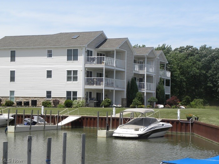 Harbors End Condo - Residential