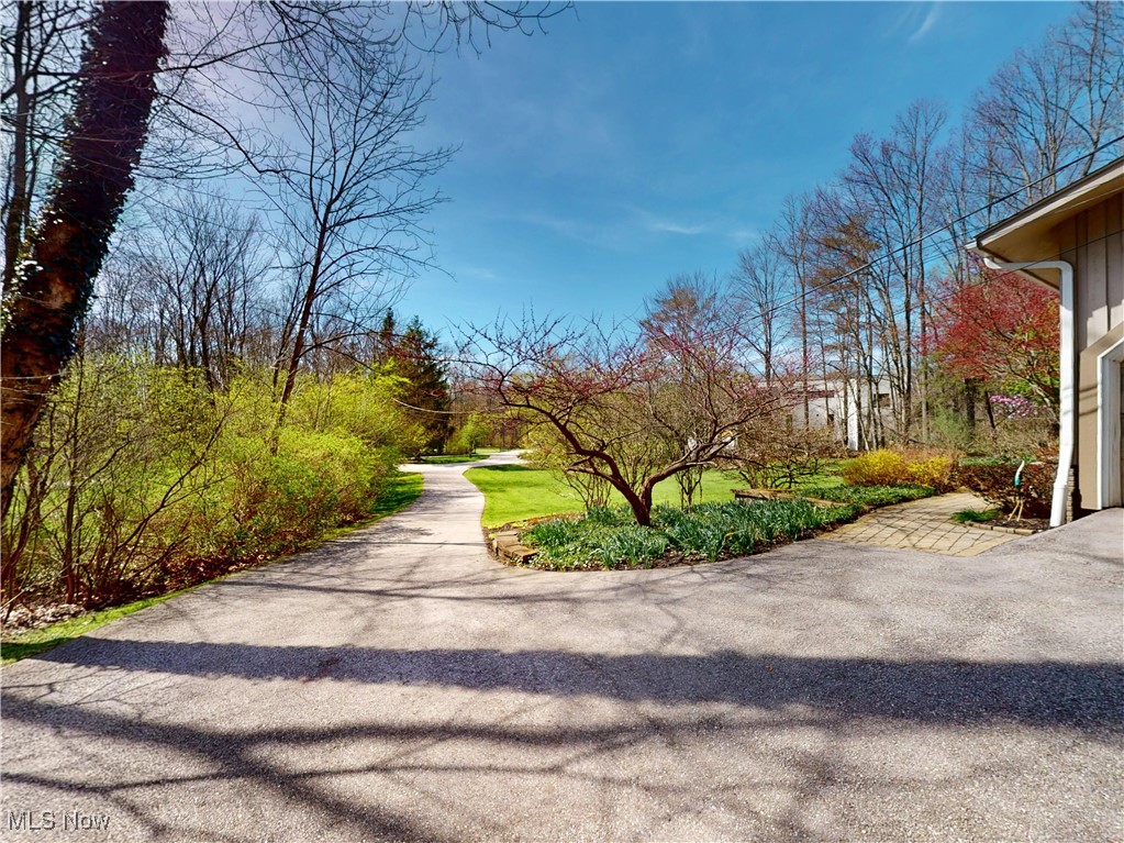 15217 Fox Run, Chagrin Falls, Ohio image 39