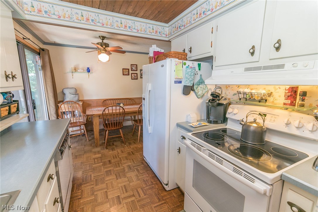 Pan-Col Acres 02 - Residential