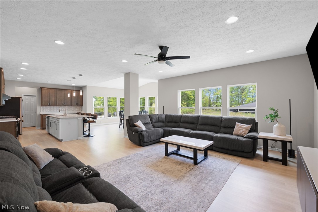 Meadow Lakes - Residential